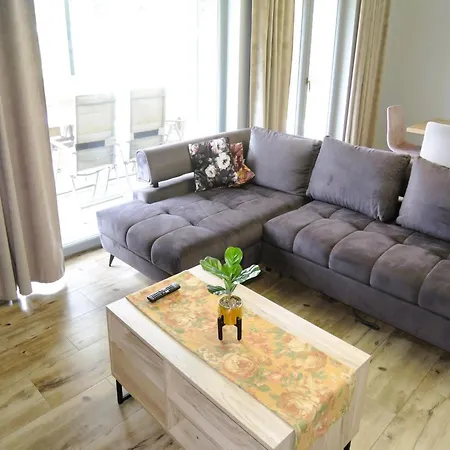 Luxury For 12 People Дом отдыха Колчево