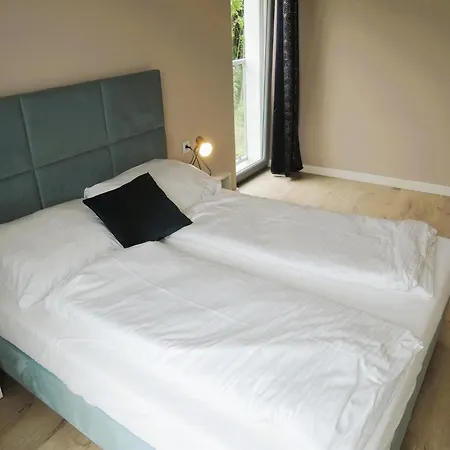 Luxury For 12 People * Колчево